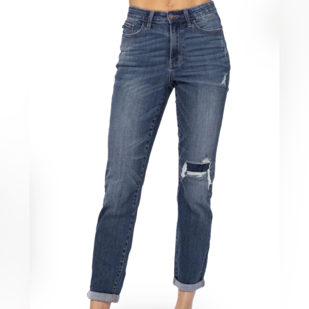 Judy Blue Jeans Boyfriend Fit High Rise Size 7/28 JB88317 Distressed Logo
